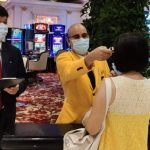 macau-tests-nearly-4,000-casino-workers-per-day-for-covid-19