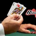 how-a-blackjack-hand-plays-out-(step-by-step)