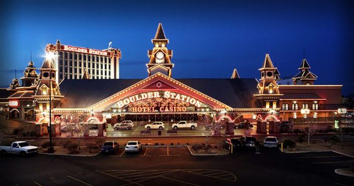 las-vegas:-three-station-casinos’-poker-rooms-reopen-with-8-handed-play