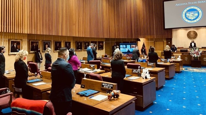 arizona-lawmaker-introduces-historic-horse-racing-bill