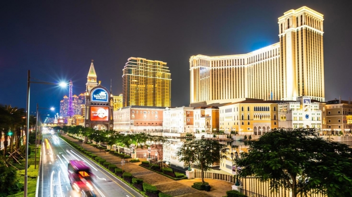 macau’s-casino-revenue-continues-recovery-in-july,-but-at-slower-pace