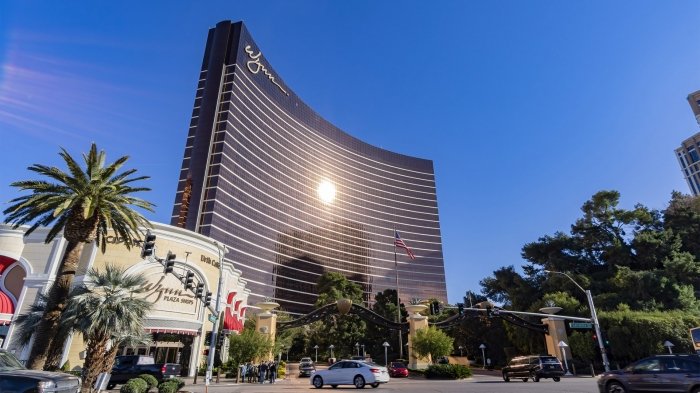 wynn-las-vegas-named-best-hotel-in-the-city-for-the-2nd-year-in-a-row