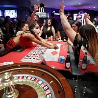 us-gambling-revenue-sets-$4.83-billion-record