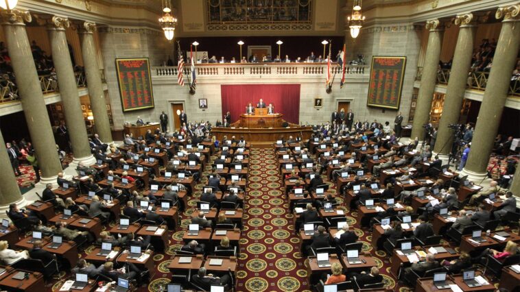 missouri-sports-betting-bill-heads-to-house-floor;-three-related-proposals-face-senate-panel-hearings