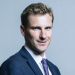uk-gambling-minister-says-reform-is-“long-overdue,”-warns-“too-many”-operators-are-failing-on-protection