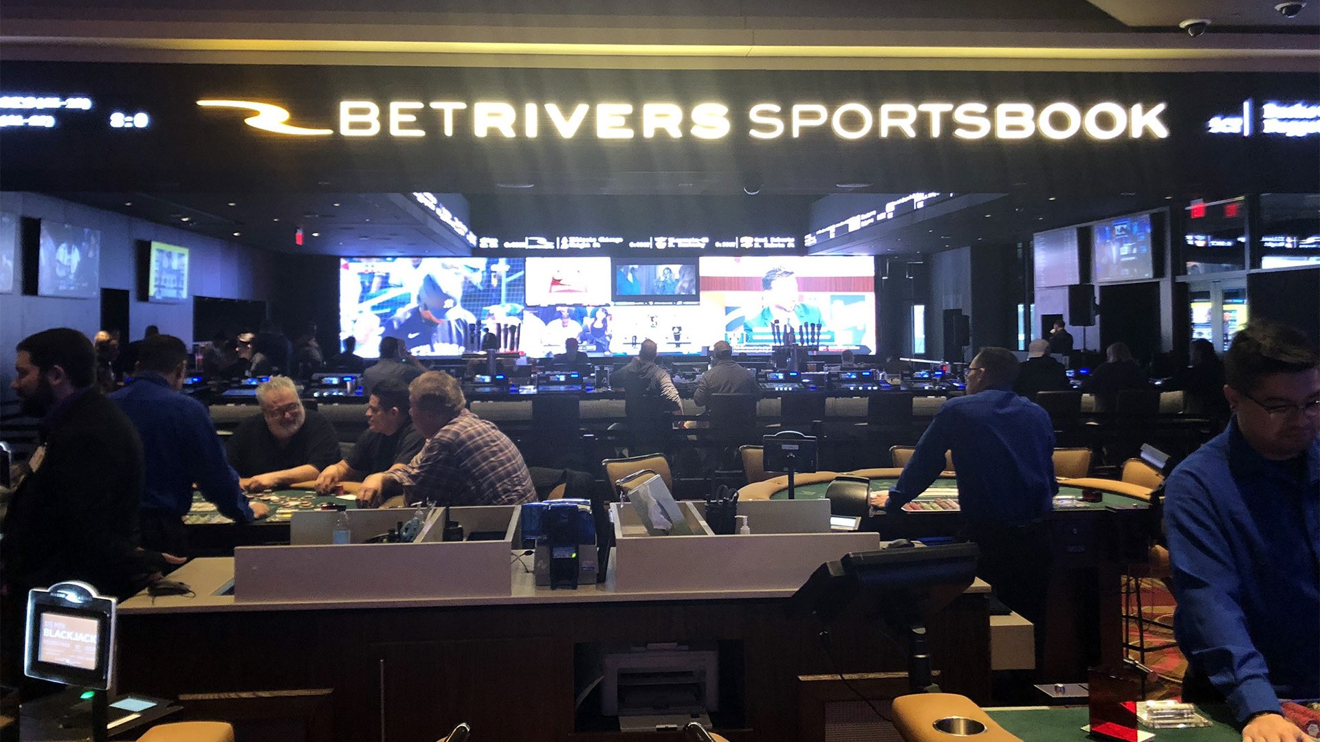 Illinois sets new monthly sports betting handle record at $867M in January; expects growth after on-site registration lift