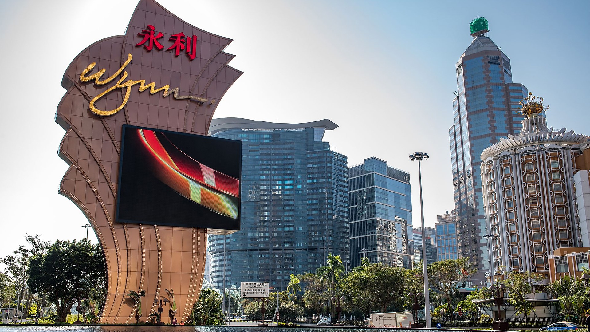  Macau casino revenue plunges 68% to new 18-month low in April amid tourism drought