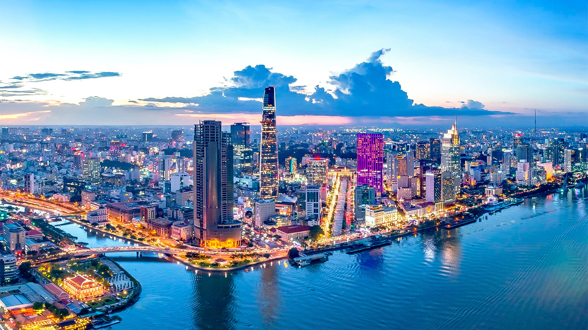 vietnam:-ho-chi-minh-city-explores-opening-casinos-in-5-star-hotels,-lowering-legal-gambling-age-to-18+