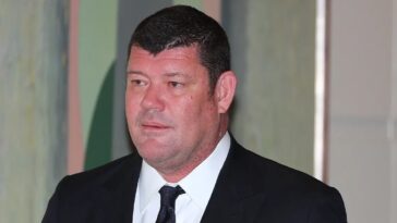 australia's-federal-court-approves-blackstone's-$61b-crown-takeover;-james-packer-to-exit-on-$2.3b-cut