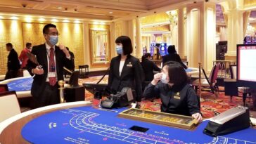 macau-govt.-reportedly-urging-casino-operators-to-reduce-staff-by-90%-amid-covid-19-outbreak