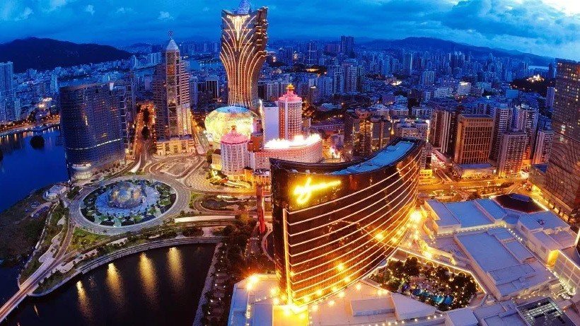  Macau sees gaming revenue down by 49.6% in September, but shows slight increase from previous month