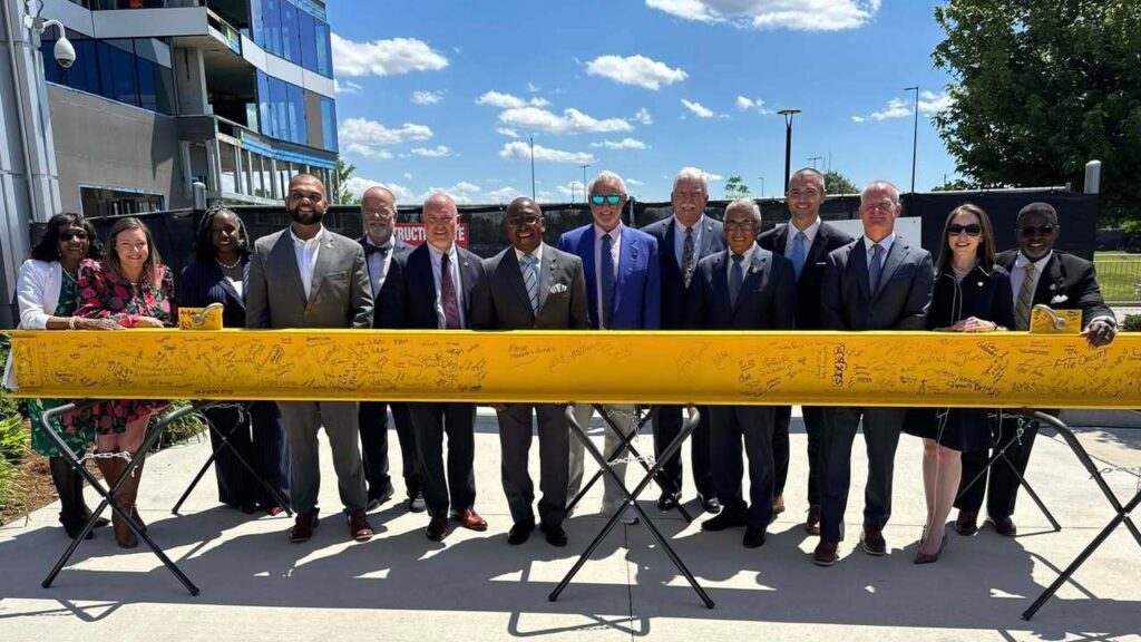 virginia:-portsmouth-celebrates-topping-off-of-$65-million-landing-hotel-next-to-rivers-casino