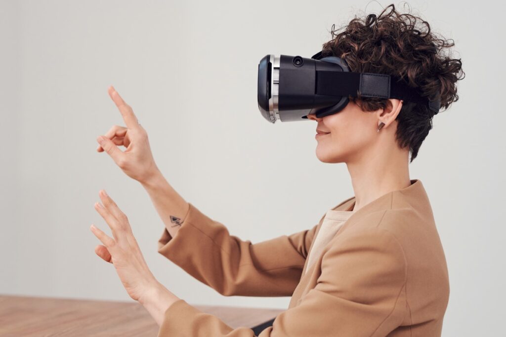 Decentraland Virtual Land: Panduan Lengkap untuk Menginvestasi di Dunia Metaverse decentraland-virtual-land:-panduan-lengkap-untuk-menginvestasi-di-dunia-metaverse