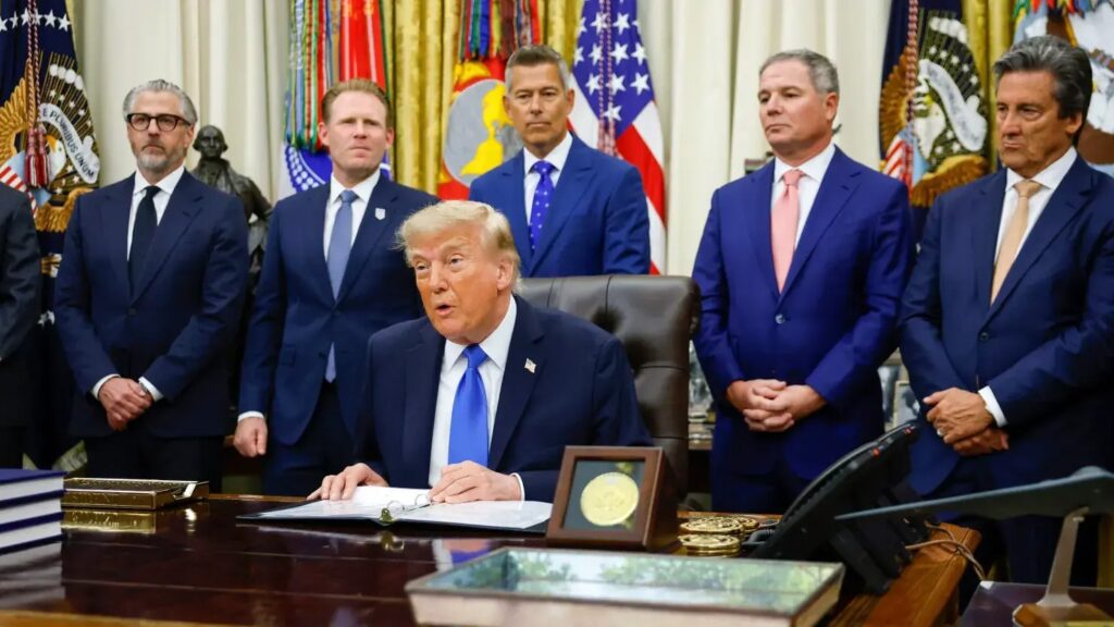 Casino leaders push President Trump for action as Las Vegas visitor decline deepens casino-leaders-push-president-trump-for-action-as-las-vegas-visitor-decline-deepens